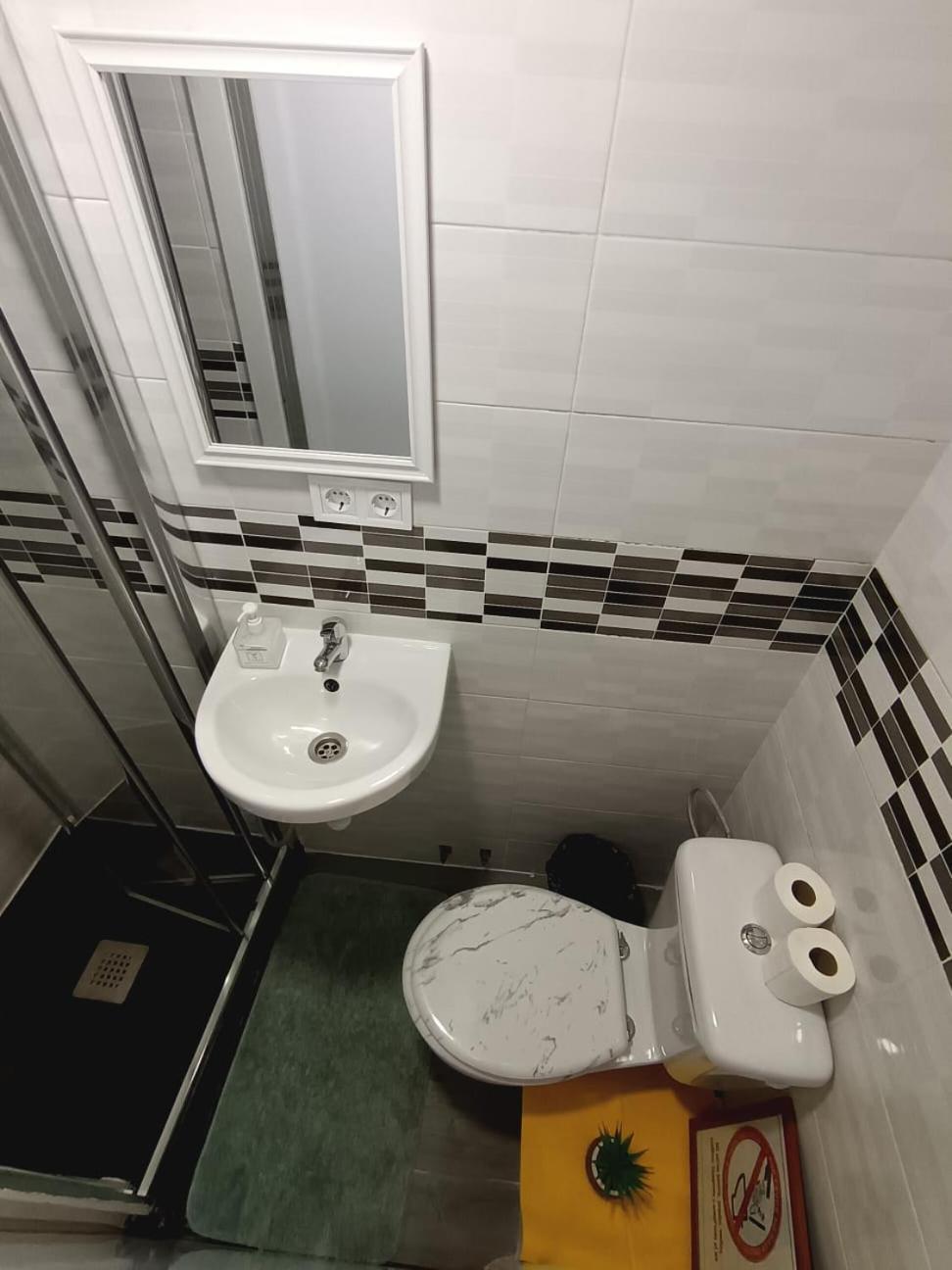 Alanta Apartments Madrid Exterior foto